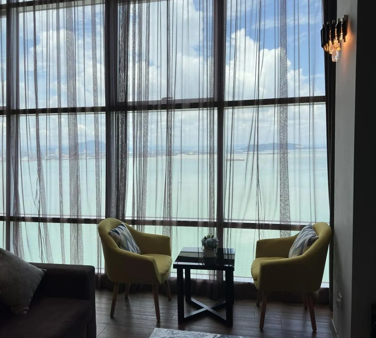 Stunning Seaview Duplex George Town Maritime Suites 0*,