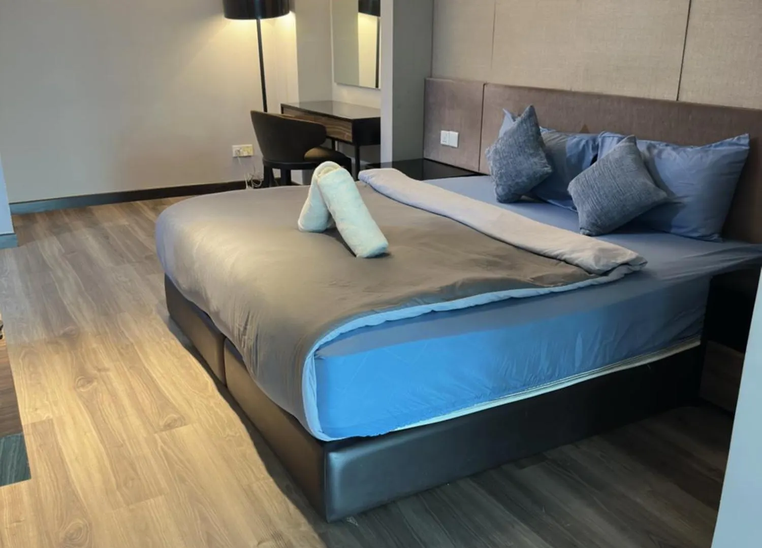 Stunning Seaview Duplex George Town Maritime Suites Apartment